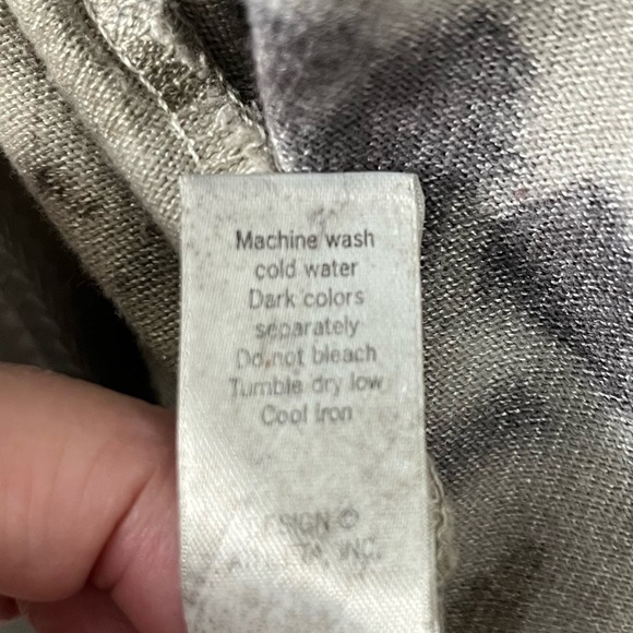 Athleta abstract earth tone tie dye open front wrap cardigan, small/medium. - Picture 10 of 10